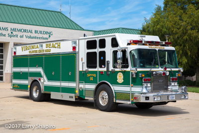 Virginia Beach Volunteer Rescue Squad Va heavy rescue squad Saulsbury Spartan Gladiator Classic green fire truck Larry Shapiro photographer shapirophotography.net #larryshapiro